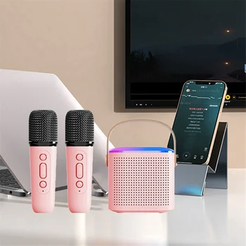 Портативная акустическая система Bluetooth 5.3 с 2 беспроводными микрофонами Домашний поющий динамик Розовый